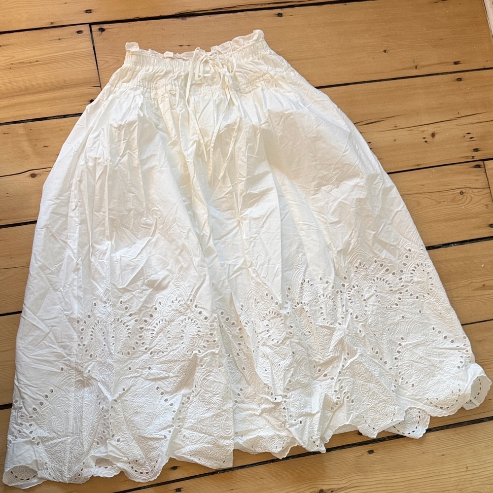 Moon River White A-Line Eyelet Skirt